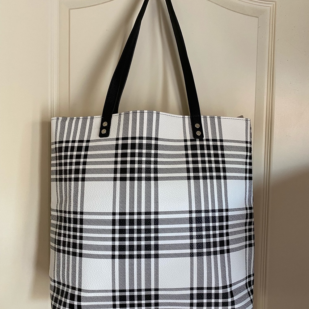 Thirty One Around Town Bag Black/White New